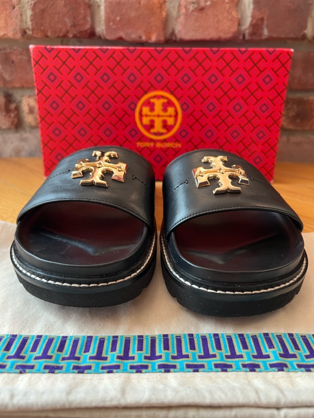 Tory Burch Black Everly Anatomic Lug Slide Sandals - Picture 5 of 9